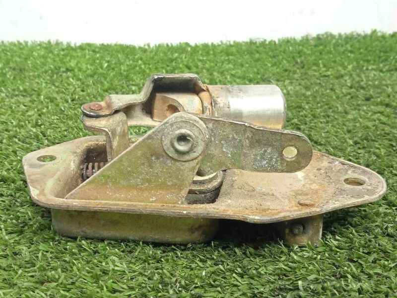 Recambio de cerradura puerta delantera izquierda para renault 12 1.3 referencia OEM IAM SIN REFERENCIA  