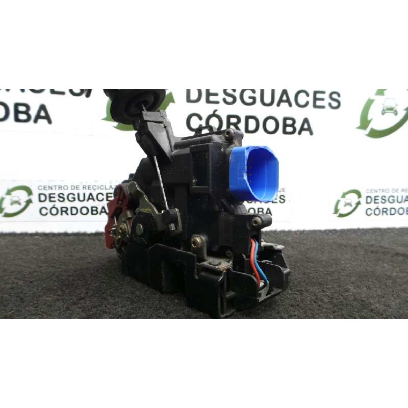 Recambio de cerradura puerta delantera izquierda para audi a8 (4e2) 4.2 quattro referencia OEM IAM NOTIENEREFERENCIA 9.PINES CON