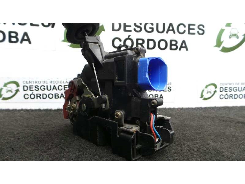Recambio de cerradura puerta delantera izquierda para audi a8 (4e2) 4.2 quattro referencia OEM IAM NOTIENEREFERENCIA 9.PINES CON