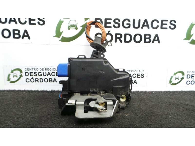 Recambio de cerradura puerta delantera izquierda para audi a8 (4e2) 4.2 quattro referencia OEM IAM NOTIENEREFERENCIA 9.PINES CON