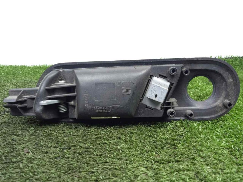 Recambio de maneta interior delantera derecha para seat ibiza (6l1) 1.2 referencia OEM IAM 6L0837114D  