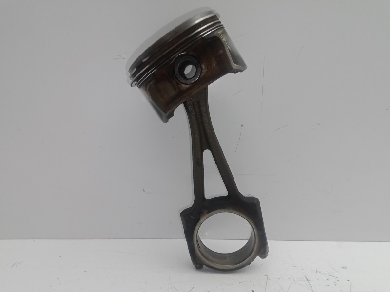 Recambio de biela para opel corsa d 1.4 16v referencia OEM IAM   