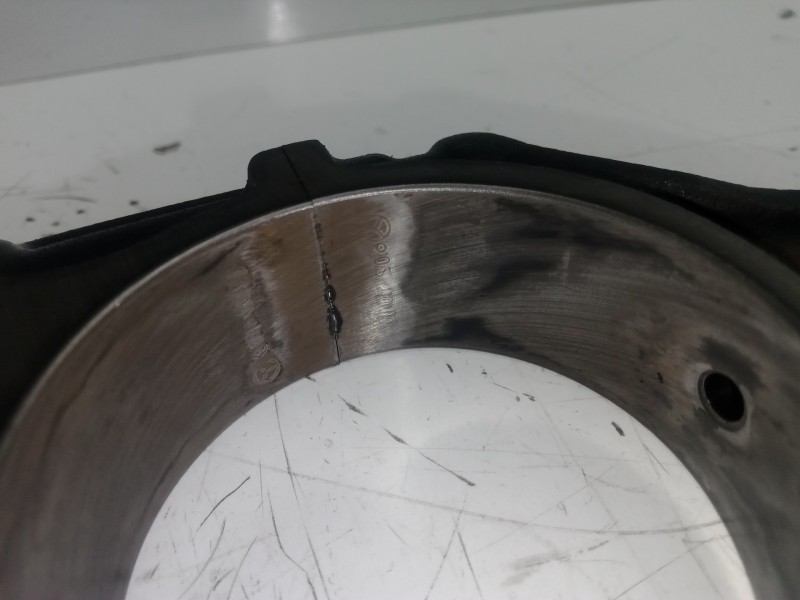 Recambio de biela para mercedes-benz vito (w638) caja cerrada 2.3 diesel referencia OEM IAM 601  