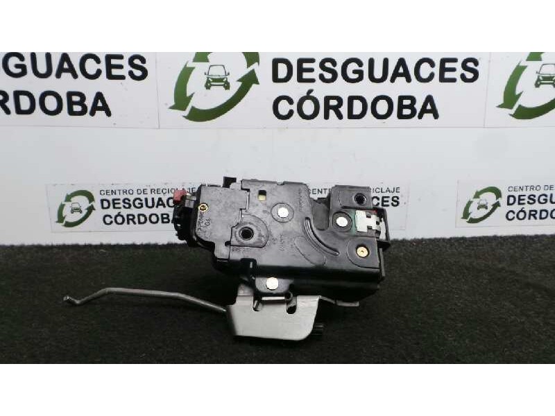 Recambio de cerradura puerta trasera izquierda para audi a8 (4e2) 4.2 quattro referencia OEM IAM 4E0839015 7.PINES CONECTOR.AZUL
