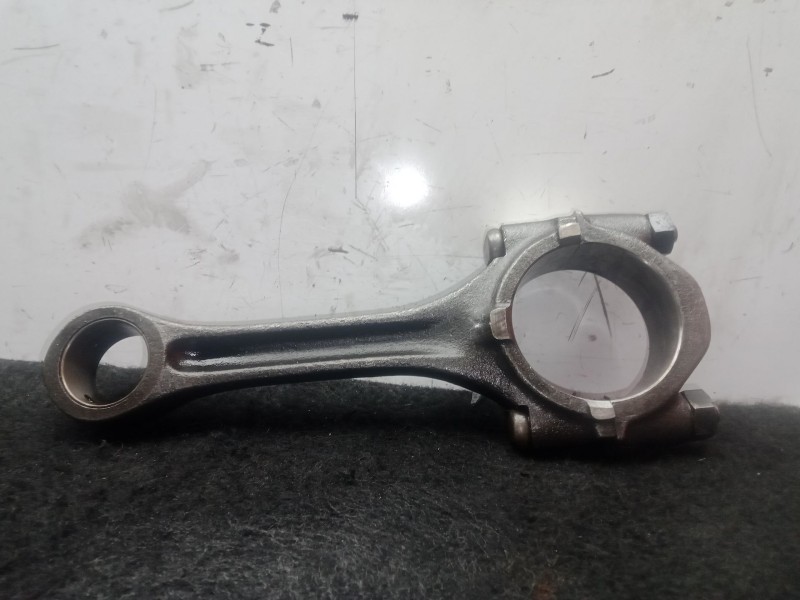 Recambio de biela para nissan l-35 2.8 referencia OEM IAM   