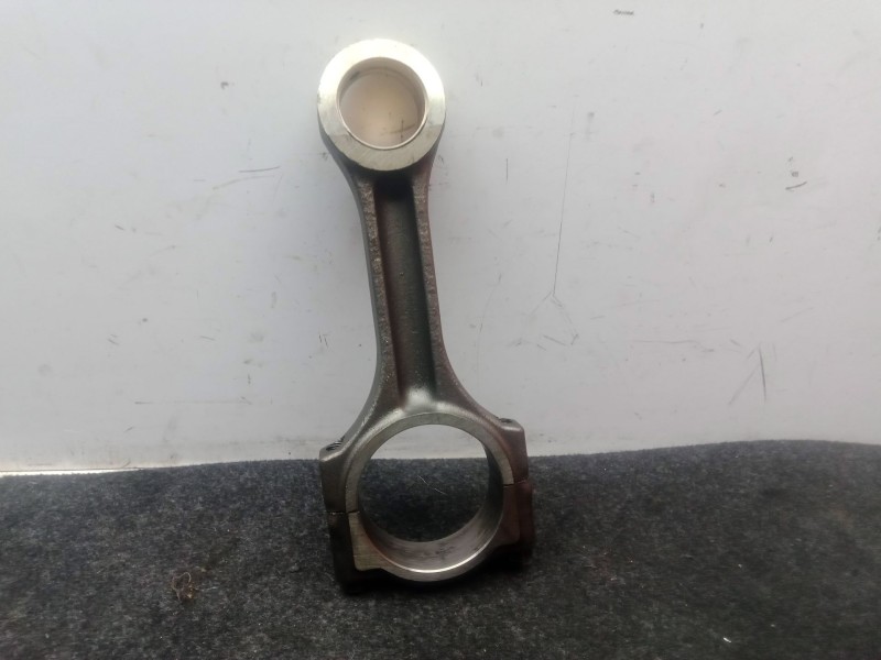 Recambio de biela para nissan interstar mod. 04 (x70) 2.5 dci diesel cat referencia OEM IAM   