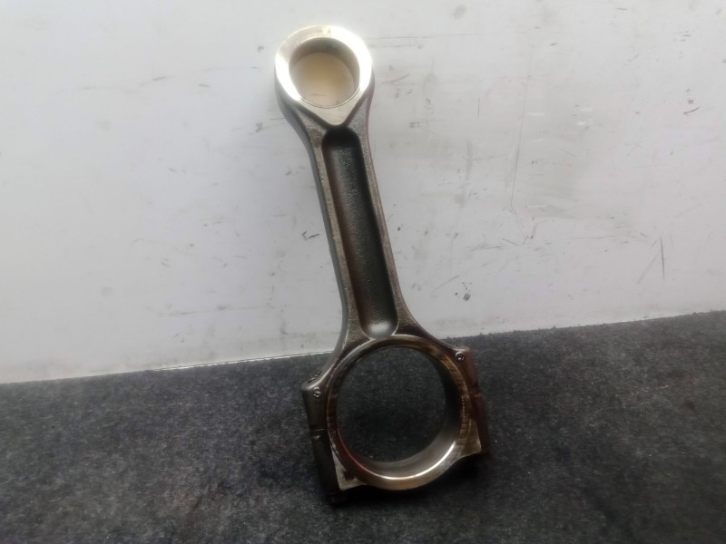 Recambio de biela para renault master iii furgoneta (fv) 2.3 dci 110 fwd (fv0r, fv0w) referencia OEM IAM   