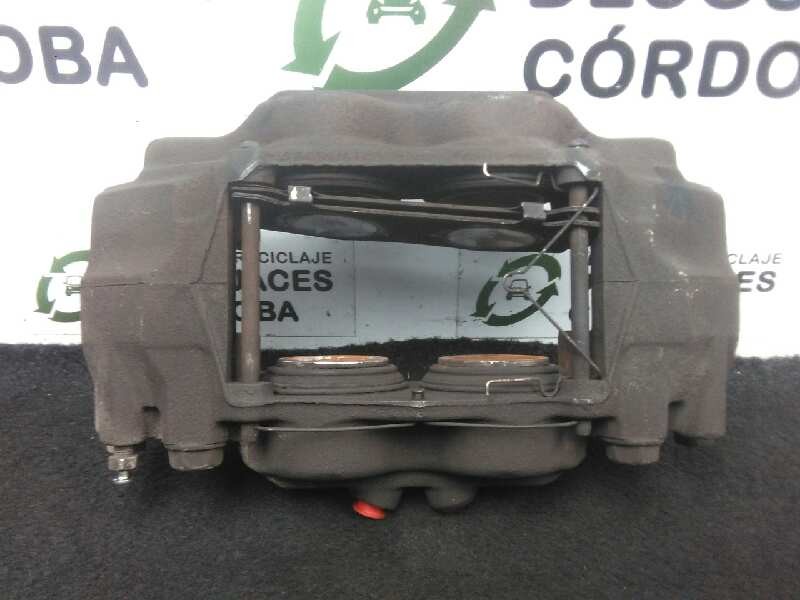 Recambio de pinza freno delantera derecha para toyota land cruiser (j15) 3.0 turbodiesel cat referencia OEM IAM 4773060300 Ø PIS