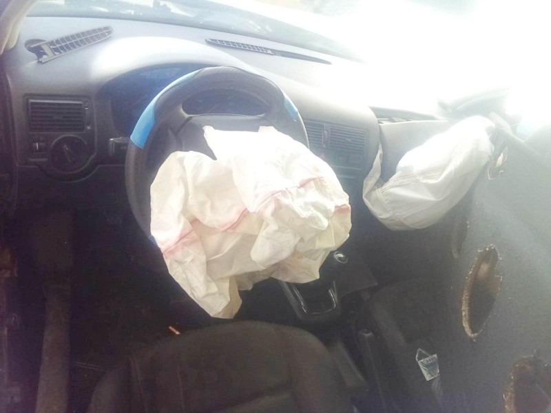 volkswagen golf iv (1j1) del año 2000