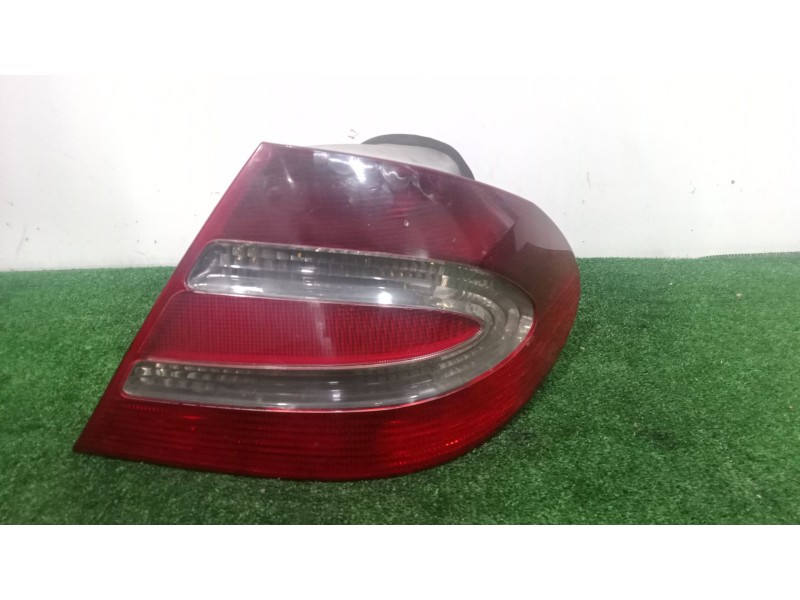 Recambio de piloto trasero derecho para mercedes-benz clk (c209) clk 270 cdi (209.316) referencia OEM IAM A2098200264 HELLA 02 -