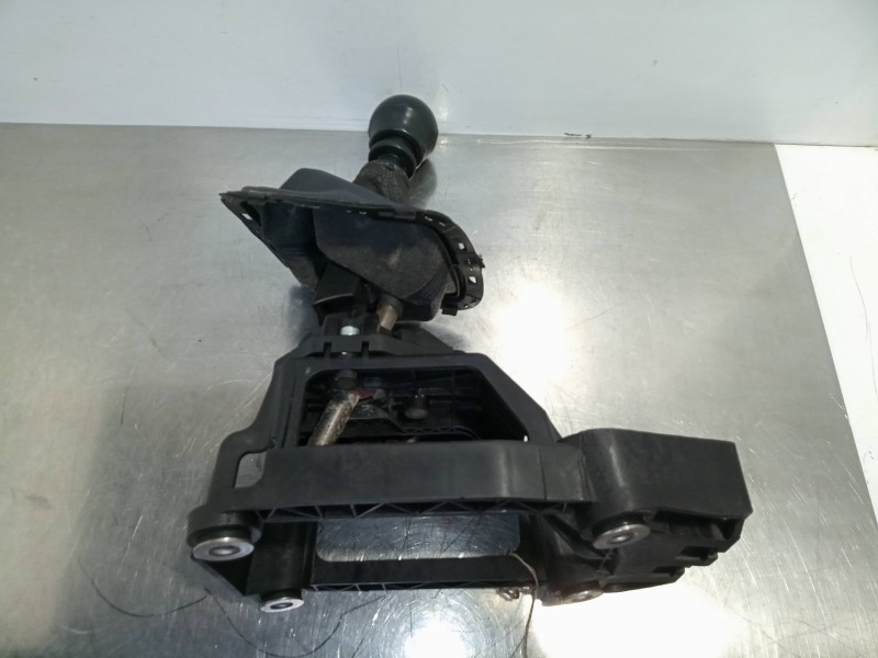 Recambio de palanca cambio para toyota avensis berlina (t25) 2.2 d-4d cat referencia OEM IAM   