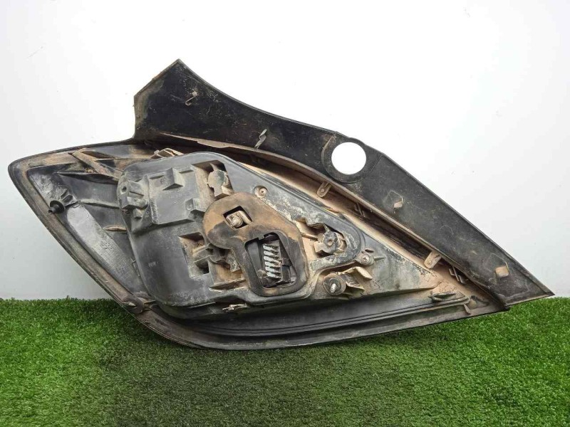 Recambio de piloto trasero derecho para opel astra h berlina 1.6 16v referencia OEM IAM SINREFERENCIA ASTRA.H - 04-07 5.PUERTAS 
