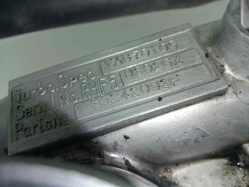 Recambio de turbocompresor para chrysler voyager (rg) 2.5 crd cat referencia OEM IAM 35242093F  