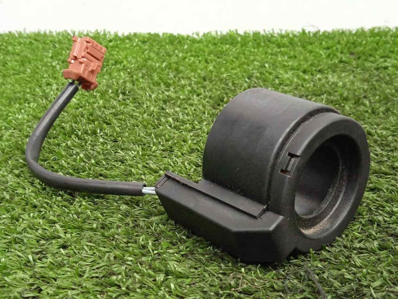 Recambio de antena para peugeot 406 berlina (s1/s2) 2.0 hdi referencia OEM IAM 9640878380 2.PINES 