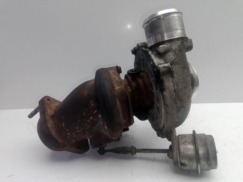 Recambio de turbocompresor para ssangyong rodius 2.7 turbodiesel cat referencia OEM IAM 7422890003 - A6650901080  