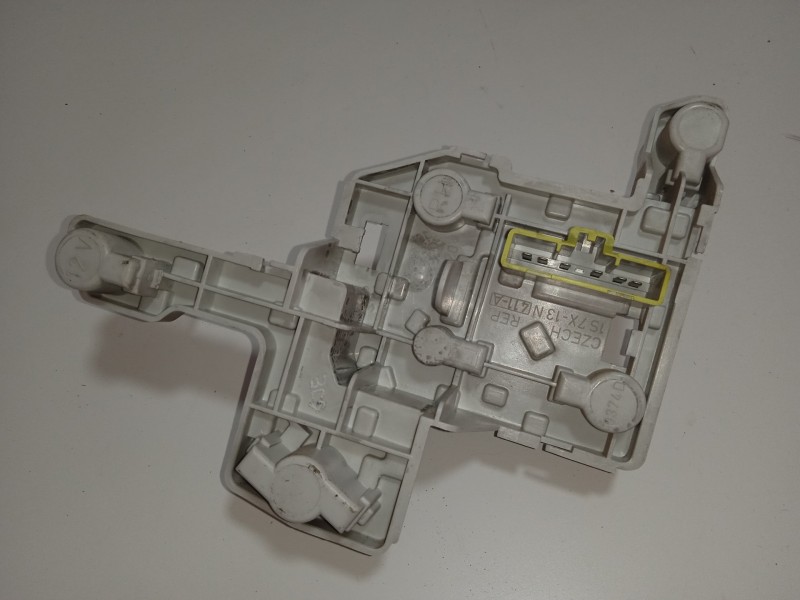 Recambio de portalamparas para ford mondeo berlina (ge) 2.0 tdci cat referencia OEM IAM 1S7X13N411A  