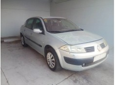 renault megane ii sedán (lm0/1_) del año 2004