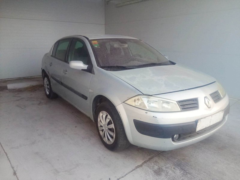 renault megane ii sedán (lm0/1_) del año 2004