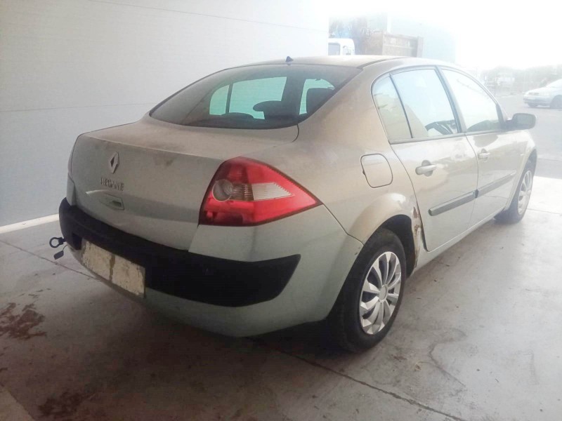 renault megane ii sedán (lm0/1_) del año 2004