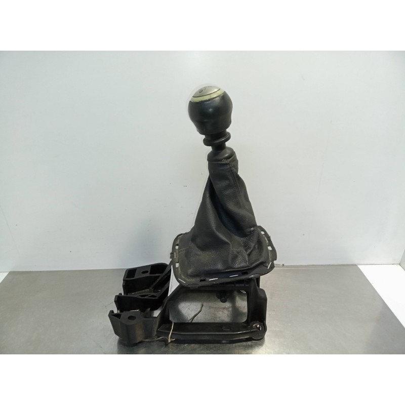 Recambio de palanca cambio para toyota avensis berlina (t25) 2.2 d-4d cat referencia OEM IAM   