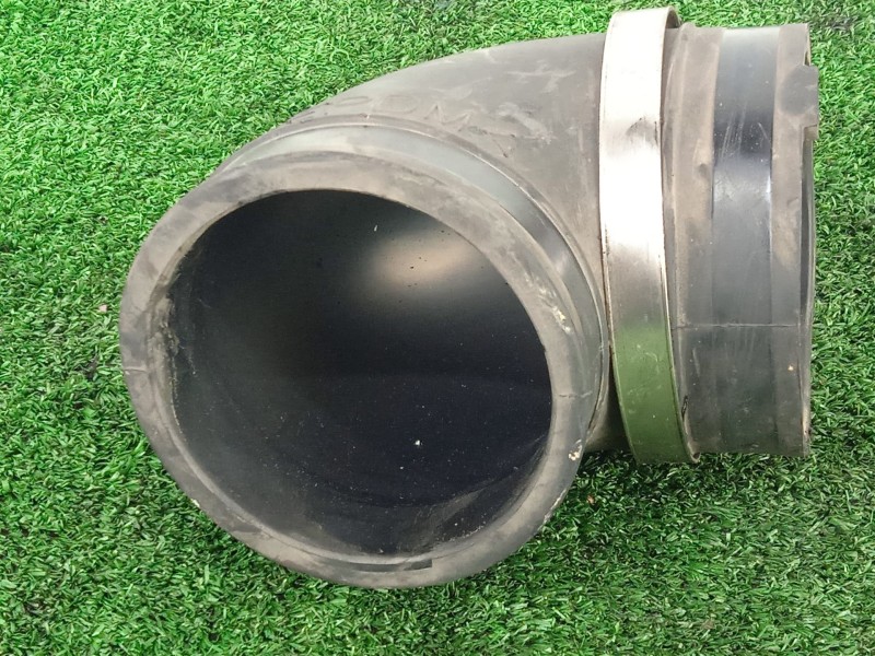 Recambio de tubo presion turbocompresor para fuso (mitsubishi) canter 7c18 referencia OEM IAM SIN REFERENCIA  FLEXIBLE