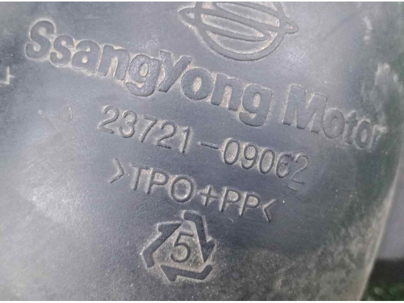 Recambio de tubo presion turbocompresor para ssangyong kyron 2.0 referencia OEM IAM 237210906 - 2372109062 RIGIDO 