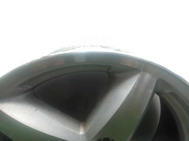 Recambio de llanta para jeep cherokee (kk) 2.8 crd 4x4 referencia OEM IAM 1CG34TRMAA 17´´PULGADAS 