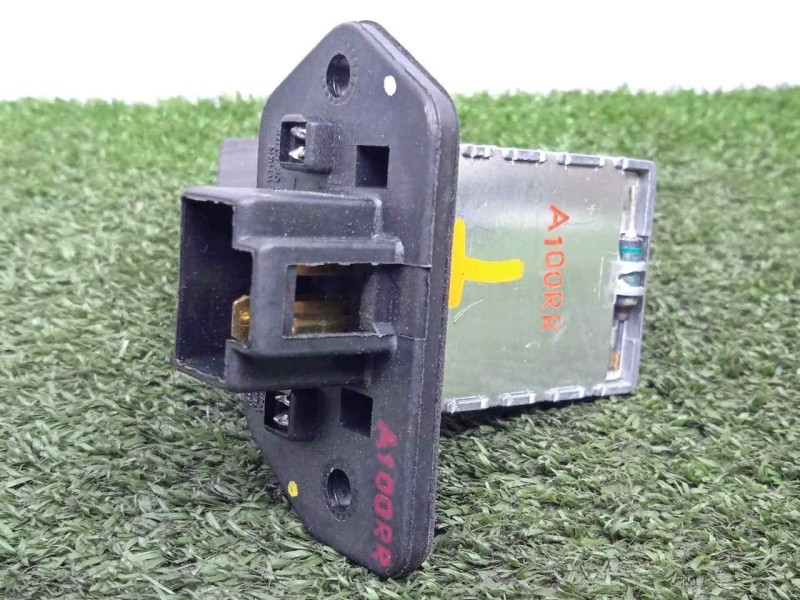 Recambio de resistencia calefaccion para ssangyong rodius 2.7 turbodiesel cat referencia OEM IAM A100RR 3.PINES 