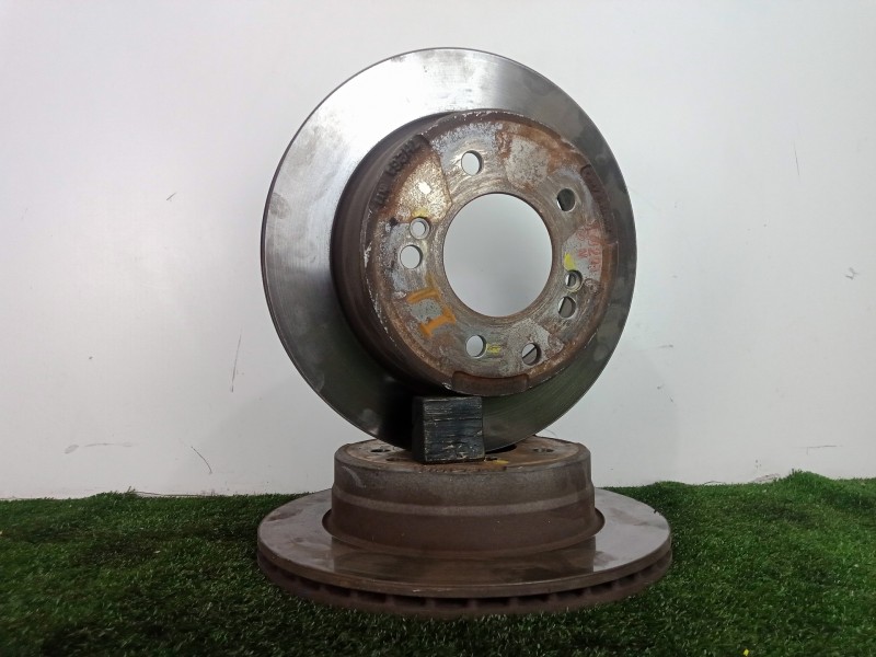 Recambio de disco freno trasero para ssangyong rodius 2.7 turbodiesel cat referencia OEM IAM  Ø DIAMETRO: 305MM VENTILADO