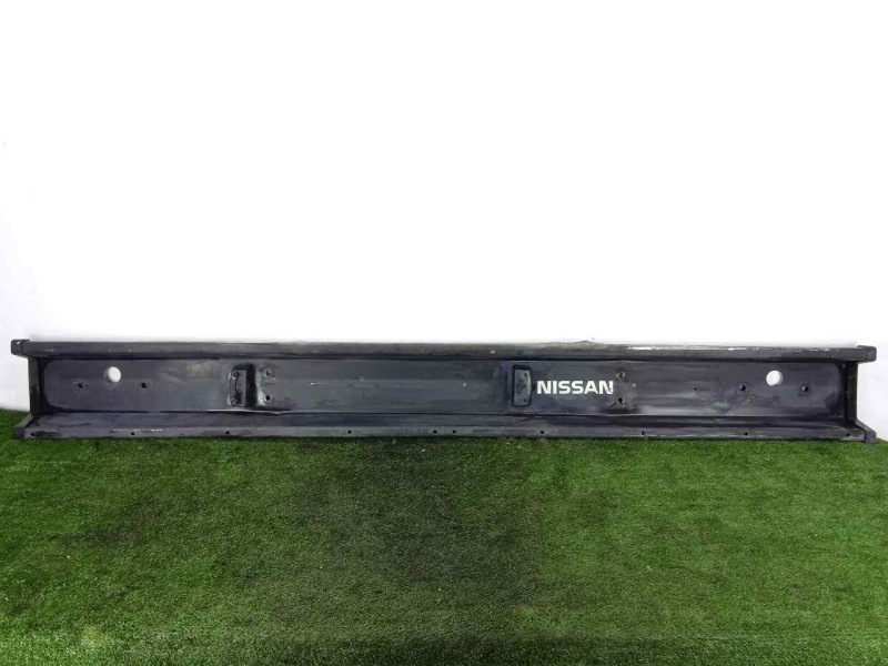 Recambio de paragolpes trasero para nissan l - 50.095 3.9 diesel referencia OEM IAM   