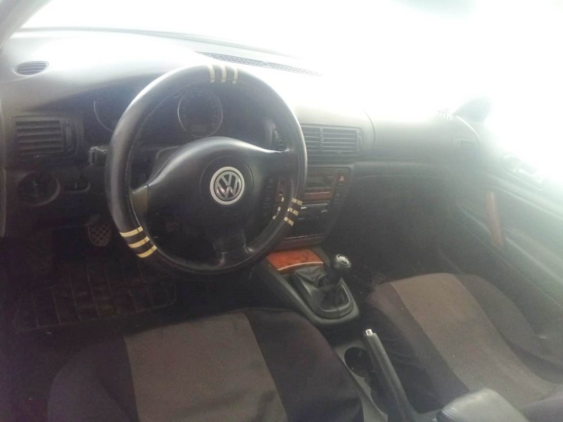 volkswagen passat b5.5 (3b3) del año 2001