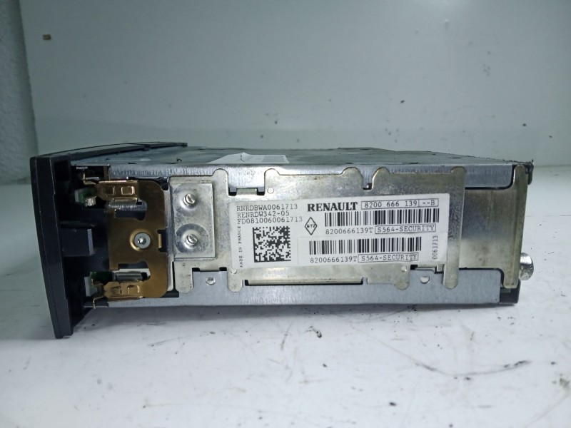 Recambio de sistema audio / radio cd para renault grand modus 1.5 dci diesel referencia OEM IAM 8200666139T  RENAULT