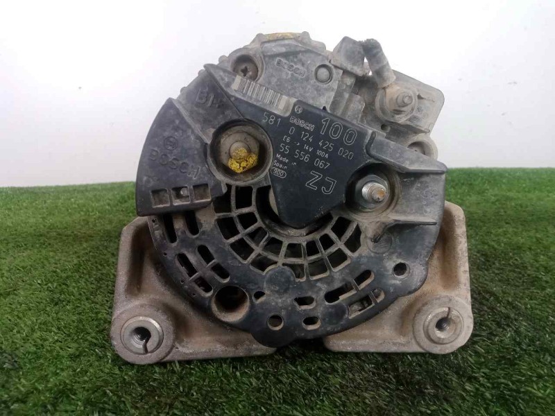 Recambio de alternador para opel astra h berlina 1.6 16v referencia OEM IAM 0124425020-55556067 100AH - BOSCH POLEA.FIJA - 5.CAN