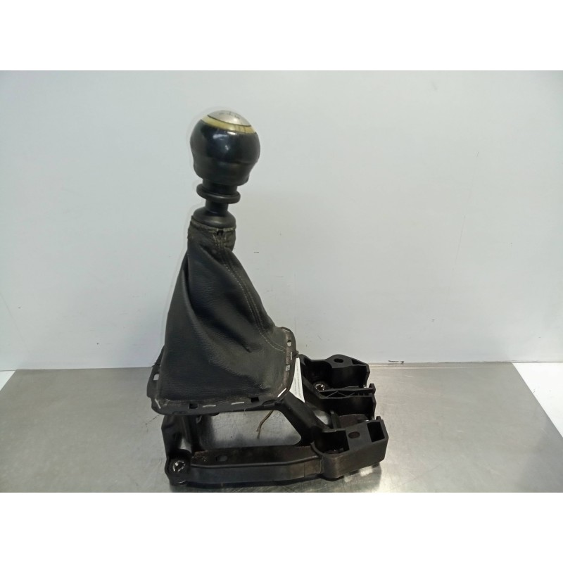 Recambio de palanca cambio para toyota avensis berlina (t25) 2.2 d-4d cat referencia OEM IAM   