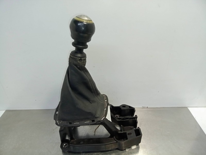 Recambio de palanca cambio para toyota avensis berlina (t25) 2.2 d-4d cat referencia OEM IAM   