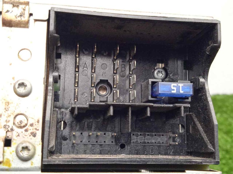 Recambio de sistema audio / radio cd para opel astra h berlina 1.6 16v referencia OEM IAM 453116246 - 93183872  