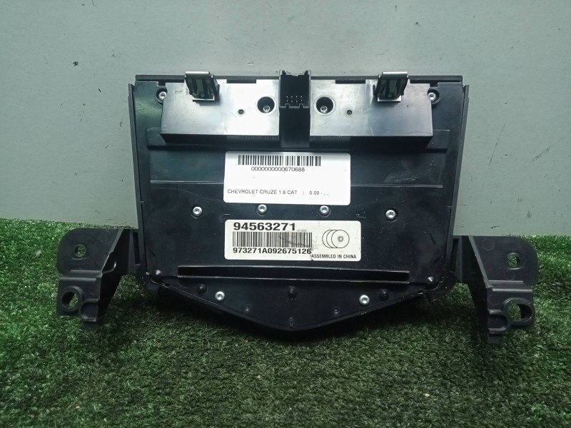 Recambio de sistema audio / radio cd para chevrolet cruze 1.6 cat referencia OEM IAM 94563271 - 973271A  