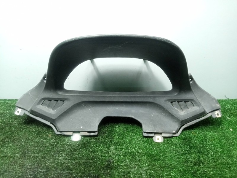 Recambio de moldura para kymco xciting 250/300/500 referencia OEM IAM 53204LBA2E000  CUBIERTA CUADRO INSTRUMENTOS