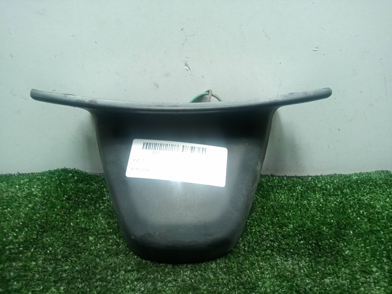 Recambio de moldura para kymco xciting 250/300/500 referencia OEM IAM 80107LBA2E000 LUZ MATRICULA 