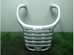 Recambio de moldura para bmw f 650 referencia OEM IAM 52532346020 ASA DE MALETERO ASIDERO