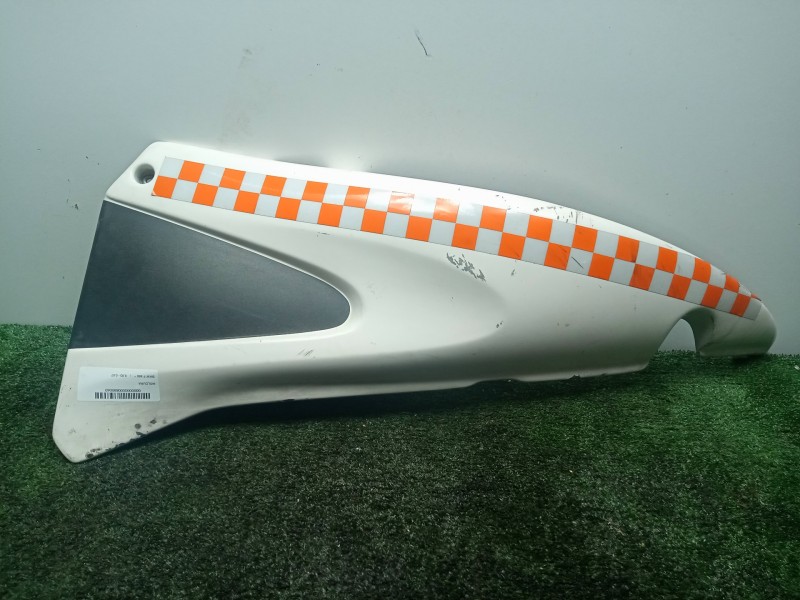 Recambio de moldura para bmw f 650 referencia OEM IAM 52532346004 LATERAL DERECHO CARENADO CARCASA
