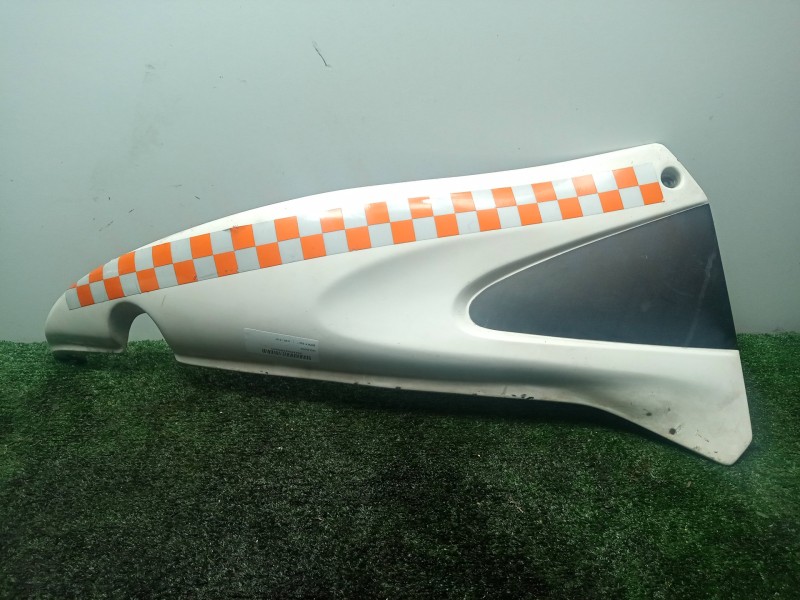 Recambio de moldura para bmw f 650 referencia OEM IAM 52532346003 LATERAL IZQUIERDA CARENADO CARCASA