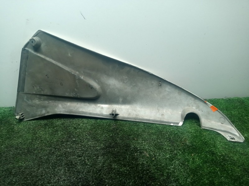 Recambio de moldura para bmw f 650 referencia OEM IAM 52532346003 LATERAL IZQUIERDA CARENADO CARCASA