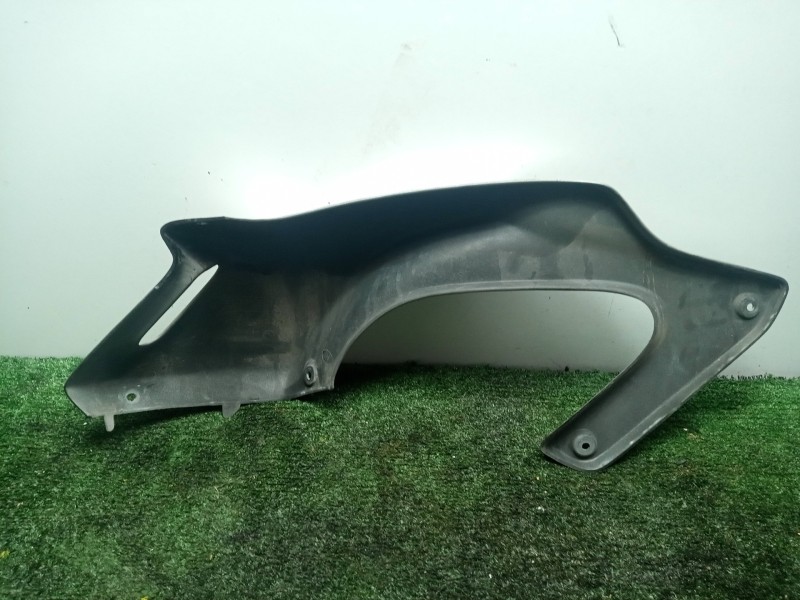 Recambio de moldura para bmw f 650 referencia OEM IAM 46632346247  CARCASA CARENADO