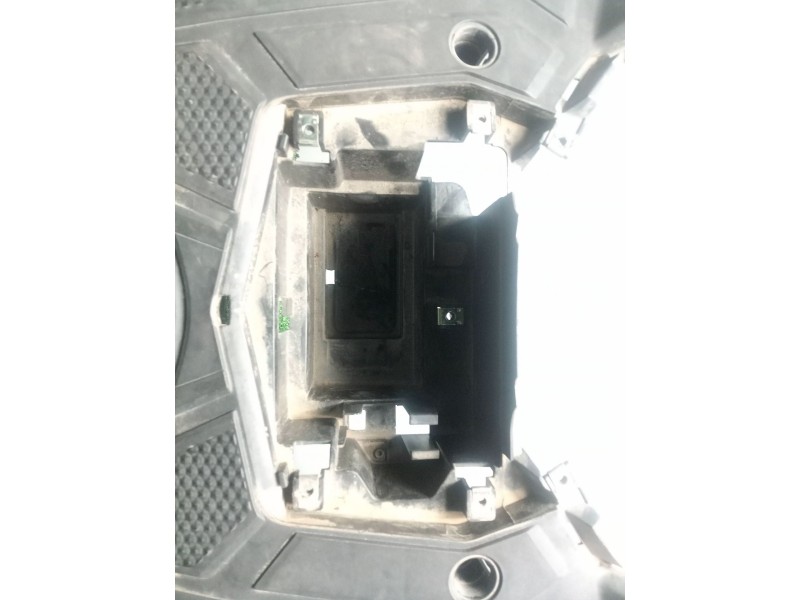 Recambio de moldura para sym jet4 r 50 referencia OEM IAM 64310X8A0000 CARCASA CARENADO SUELO