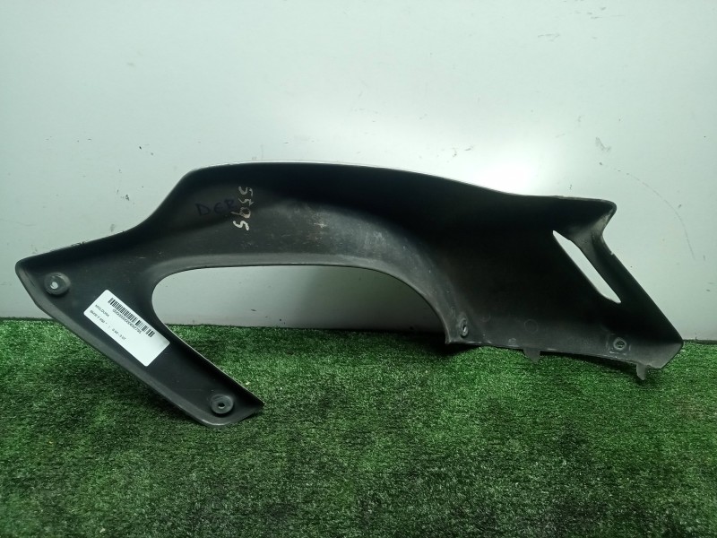 Recambio de moldura para bmw f 650 referencia OEM IAM 46632346248  CARCASA CARENADO