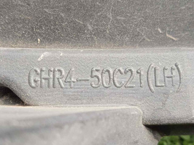 Recambio de moldura para mazda 6 kombi ()(.2012) 2.2 turbodiesel cat referencia OEM IAM GHR450C21 IZQUIERDA ANTINIEBLA