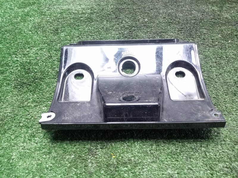 Recambio de moldura para hyosung gt 650i referencia OEM IAM 47311H99700  