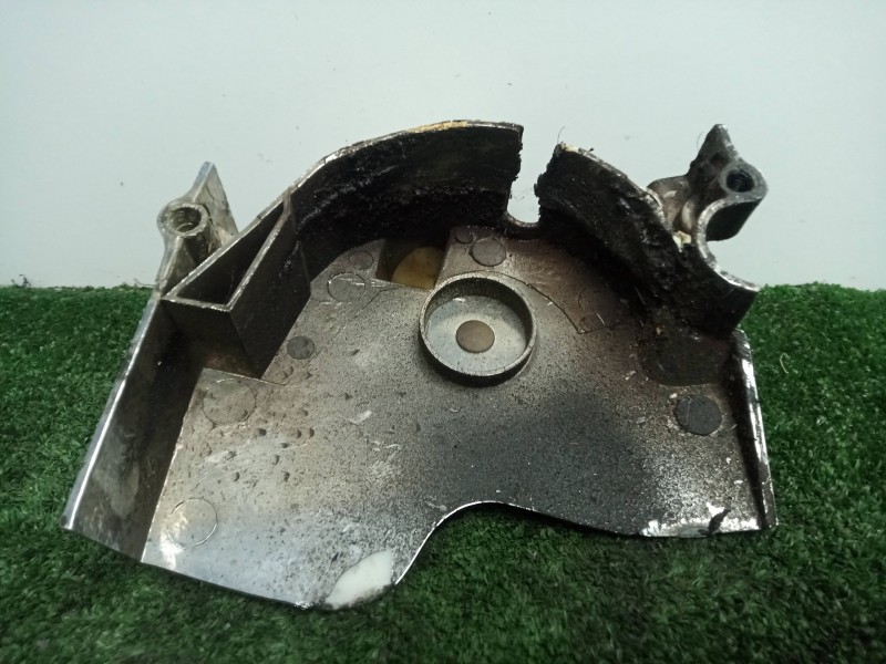 Recambio de moldura para keeway superlight 125 referencia OEM IAM 207201008472  