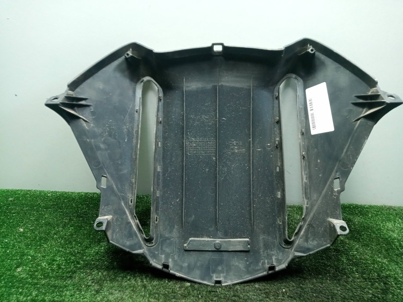 Recambio de moldura para honda nt 700 v deauville referencia OEM IAM 64115MEWD20 - 64111MEWD200  